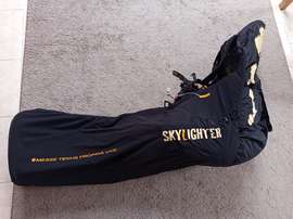 SKY Skylighter 2 M Použité Záložák na zádech Kapotáž (kokon) Karabiny Odlehčená Chránič pěnový
