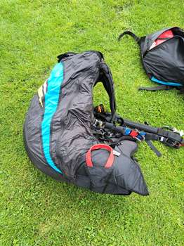 Mac Captain a pasenger New Reserve from below Carbines