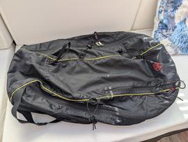 GIN With waist belt Used