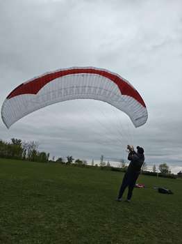 GIN Bonanza 3 S 80-100kg Concertinas No SIVs No flying on the sand No trees No water TC valid