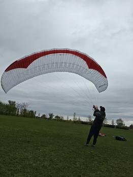GIN Bonanza 3 S 85-100kg Listowany Brak SIV Żadnego latania po piasku Drzewa nie Nie kąpany