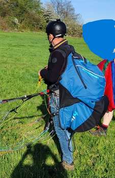 SKY Gii 4 L Used Size L bought new January 2024 Carbines Speed Snap buckles Reserve from below