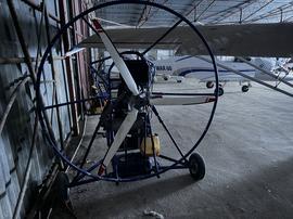 Neznámý Solo 210 Použité Dobíjení baterie TK platná TK čerstvá Se záložákem Elektrický startér