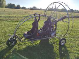 Paramotor Trike BMW R1200 Paramotor Trike BMW R1200 New TC valid Gas in left hand With reserve