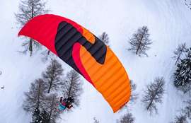 SKY Zoe 23 74-119kg Žádné SIV Listovaný Nekoupáno S batohem Nelétáno na písku TK platná