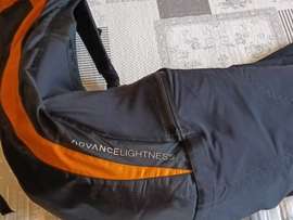 Advance Lightness M ( 165 - 185 cm ) Použité Záložák na břiše Kapotáž (kokon) Karabiny Odlehčen