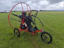 Paraelement THOR 202 Gebraucht Gas in der linken Hand Obere Aufhängung 2-Blatt-Propeller