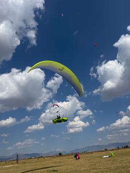 Ozone Enzo 3 L 105-125kg Listovaný Žádné SIV Nevětveno TK platná S listovacím obalem