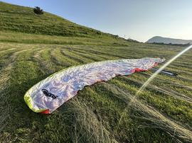 AXIS Pluto 4 L 95-115kg Concertinas No SIVs No flying on the sand No trees No water TC fresh