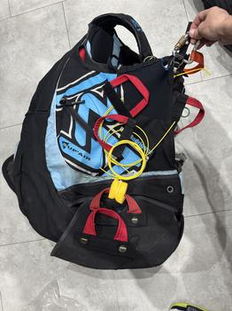 Supair RR acro BASE M Used Carbines Reserve from below Foam protector Speed Reserve on the back