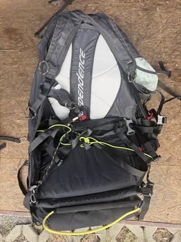 Independence Emotion Used Snap buckles Reserve from below Carbines Lightened Speed