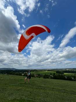 SKY Paragliders Anakis 2 L-88kg 110 No SIVs No flying on the sand No trees No water TC fresh