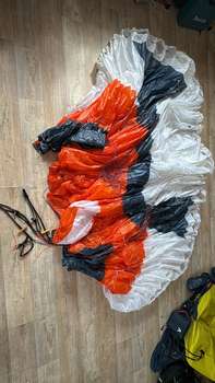 Skywalk Mint 105 85-105kg Listovaný Žádné SIV Nelétáno na písku Nevětveno TK čerstvá