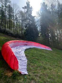 Ozone Mojo 4 80-100kg Concertinas No SIVs No flying on the sand No trees No water TC valid