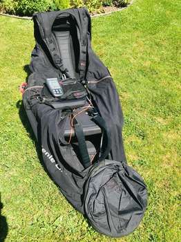 Gin Genie Lite L L Używane Klamry zatrzaskowe Spadochron zapasowy pod tyłkiem Owiewka (kokon)