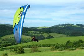 MAC Paradox 22 105-145kg Listovaný Nevětveno Nekoupáno Na motor TK platná S listovacím obalem