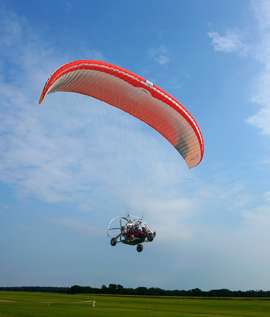 MAC Charger 2 43 220-450kg Drobné opravy Nekoupáno Nevětveno Nelétáno na písku TK platná Tandem